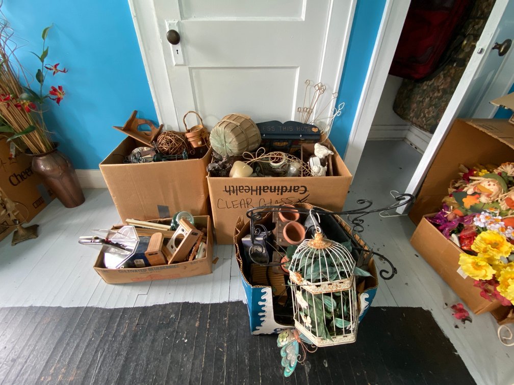 Mixed Lot of Decorative Items