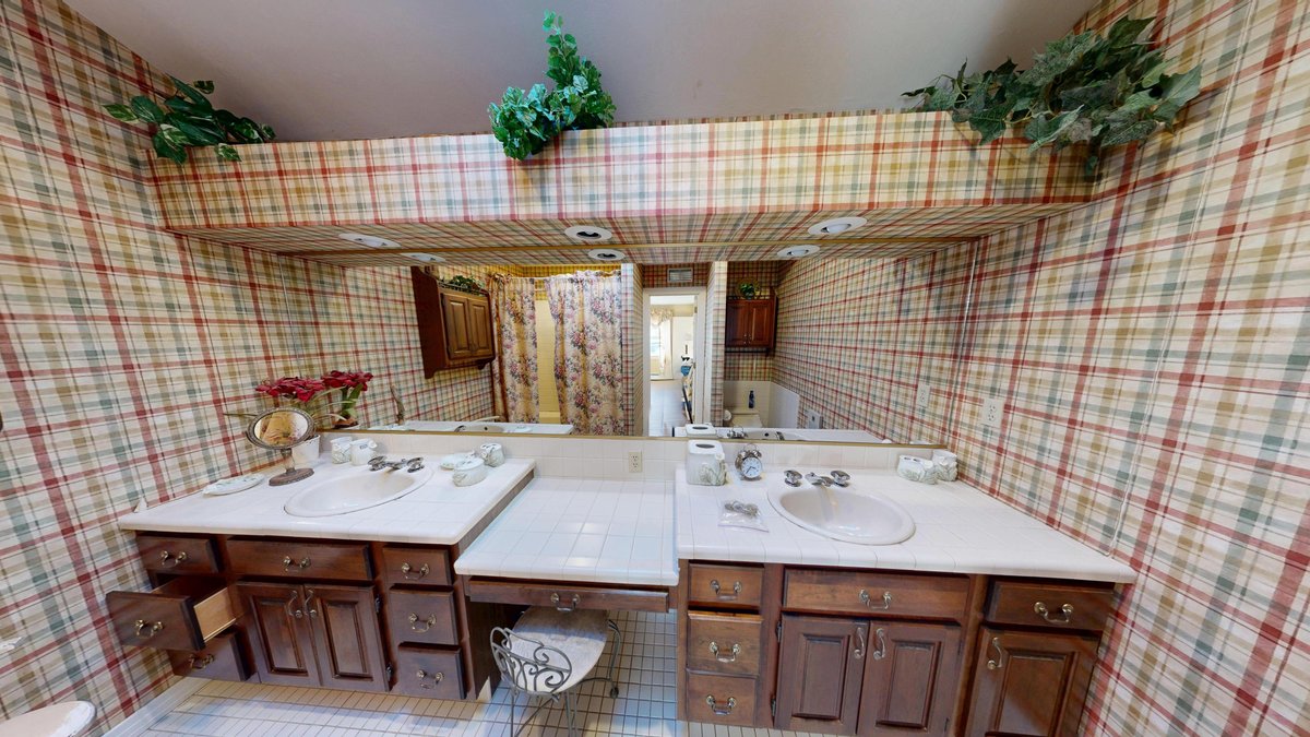 Image for All Brick 4 Bedroom Colonial on 50 Acres in Greene County