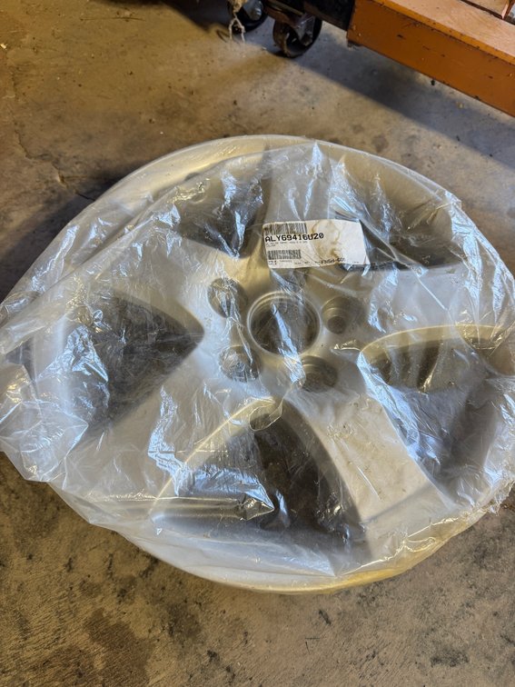 Silver Foss Boat Alloy Wheel Rim