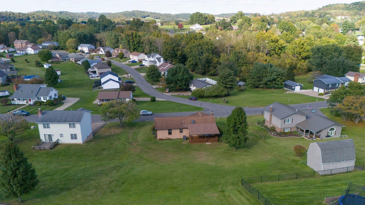 Image for Move-in Ready 3 Bedroom in Waynesburg’s Colonial Place