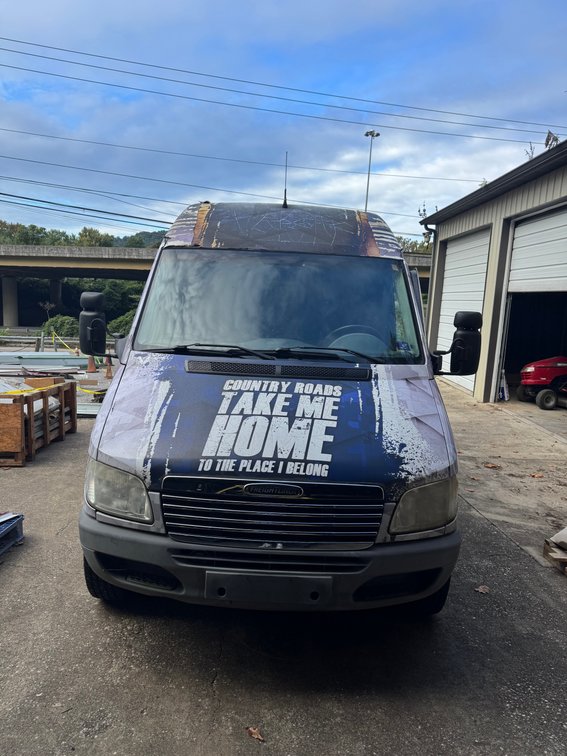 Custom 2006 Freightliner Sprinter van