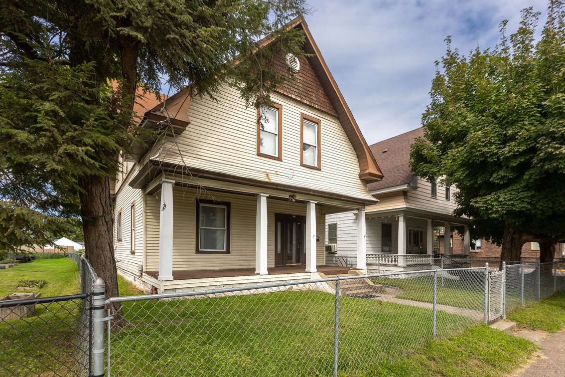 Image for Ideal Rental Properties in Charleston & Kenova