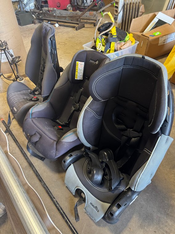Child car seats