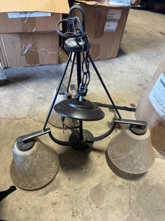 Chandelier light fixture