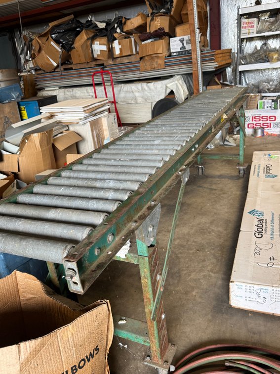Roller conveyor