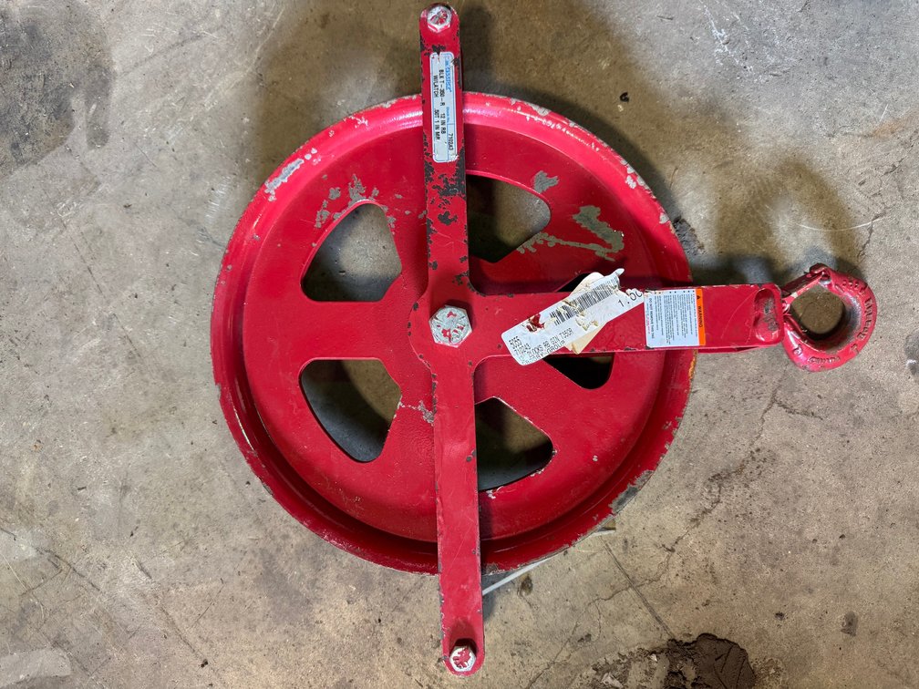 Gin block pulley