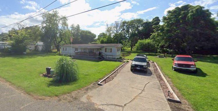 Image for 3 Lots with a Mobile Home in New Haven