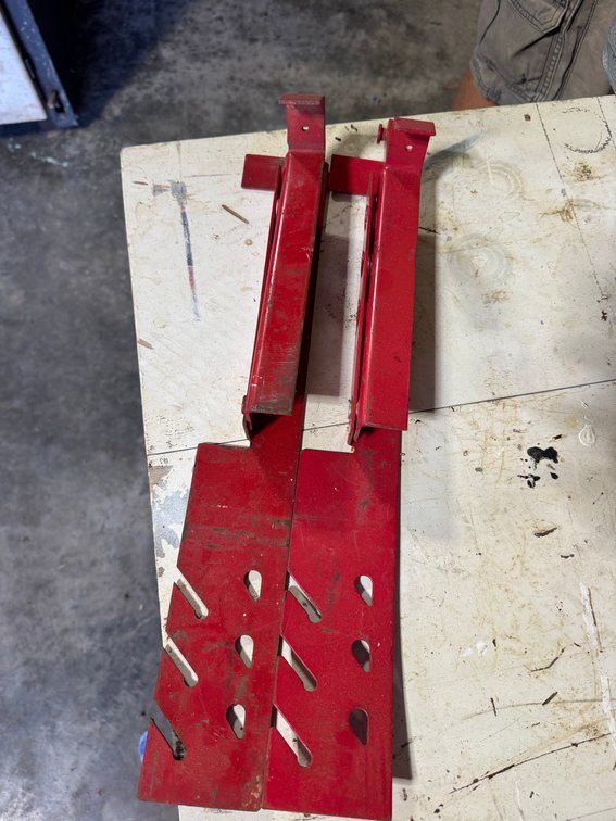 Adjustable Roof Bracket