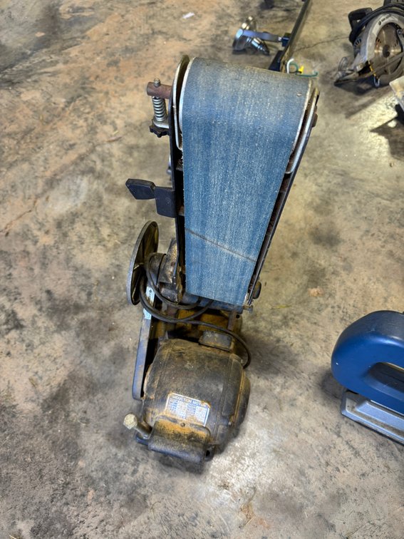 Buffalo Mode BDS-46 - 4" Belt and 6" Disc Sander