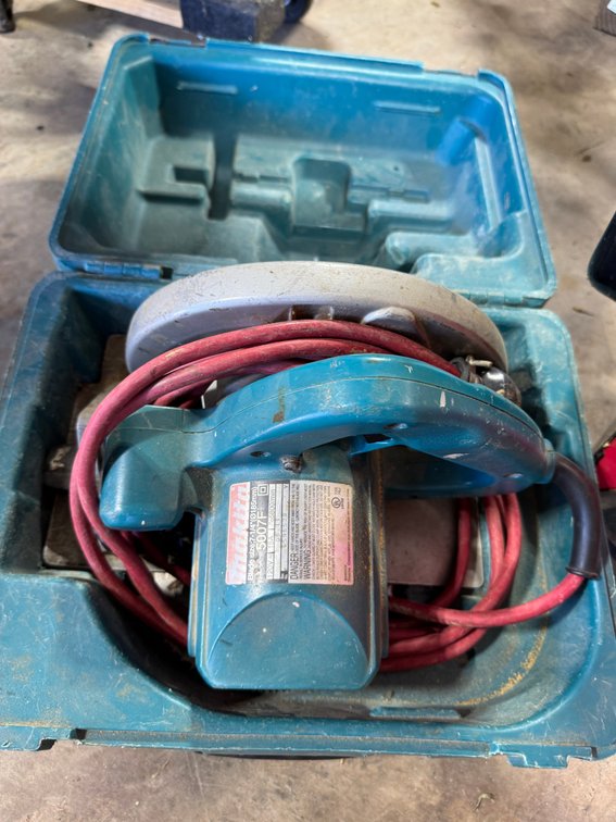 Makita 500 MB 7 1/4 Corded Circular Saw