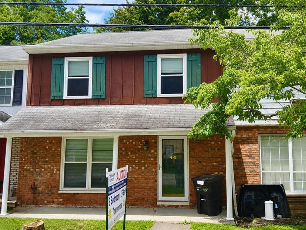 Image for 3 Bedroom Townhome in St. Albans with River Views