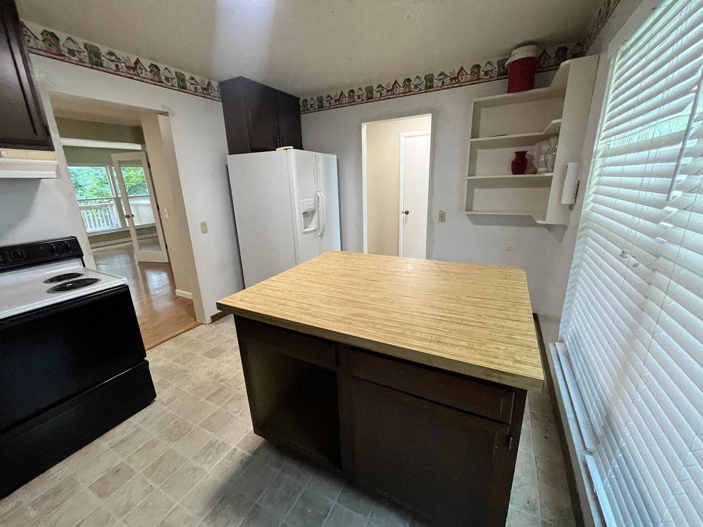 Image for 3 Bedroom Townhome in St. Albans with River Views