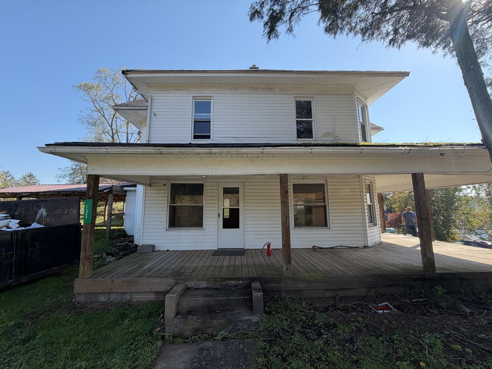Image for 3 Bedroom with Apartment in Spencer Selling to the Highest Bidder
