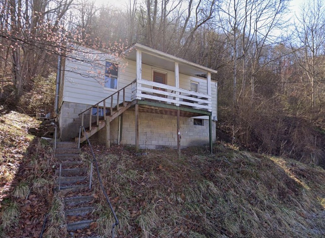 Subject Seven: 83 Chapel St- Herndon, WV 24716