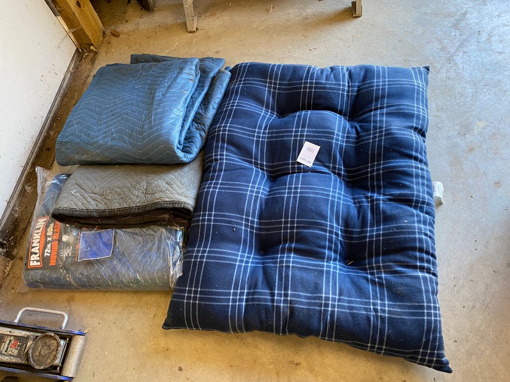 Moving blankets, dog bed