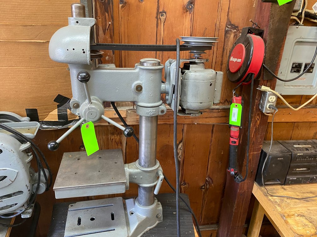 Tabletop drill press