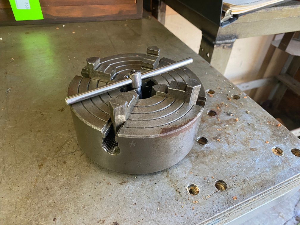 6" 4-jaw lathe chuck