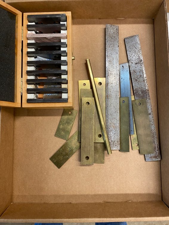 Set of parallels and shims