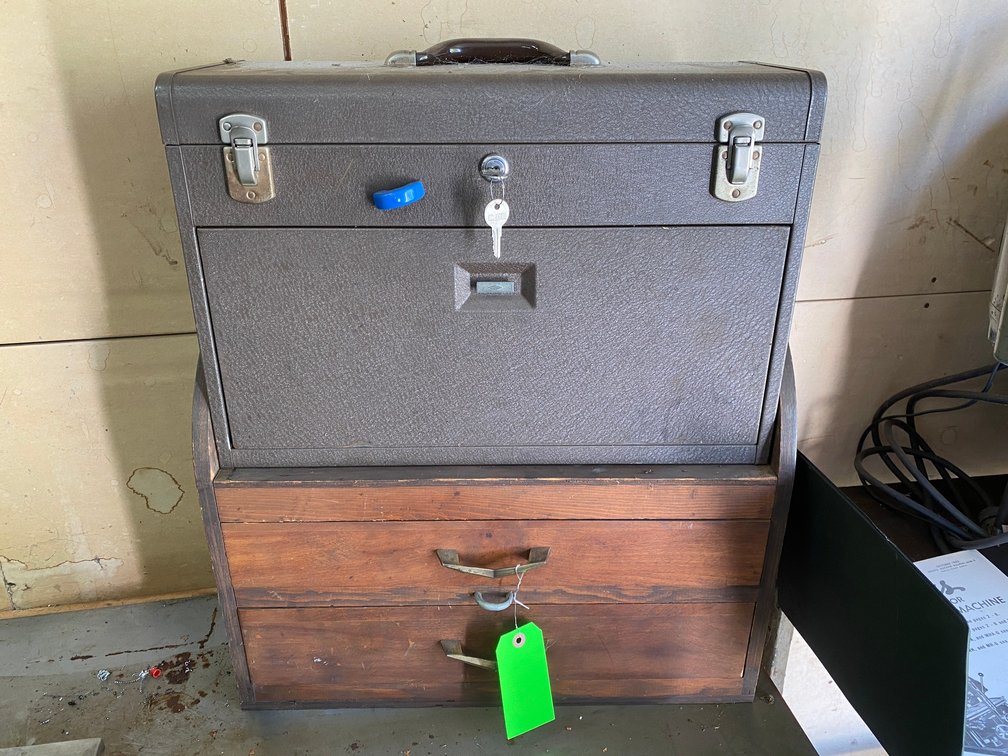 Metal machinist tool chest with 3 drawers on a wooden stand with key