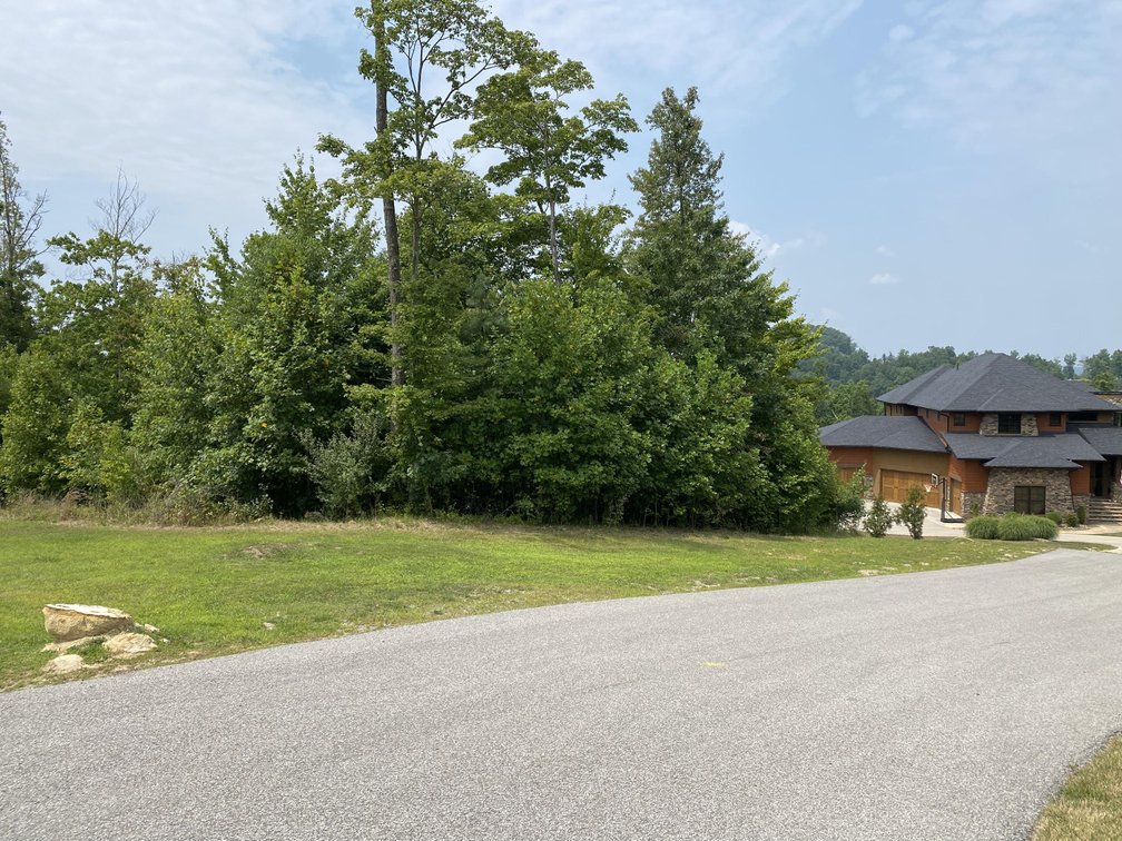 SUBJECT 1 – Mountain Highland Ridge – South Charleston WV