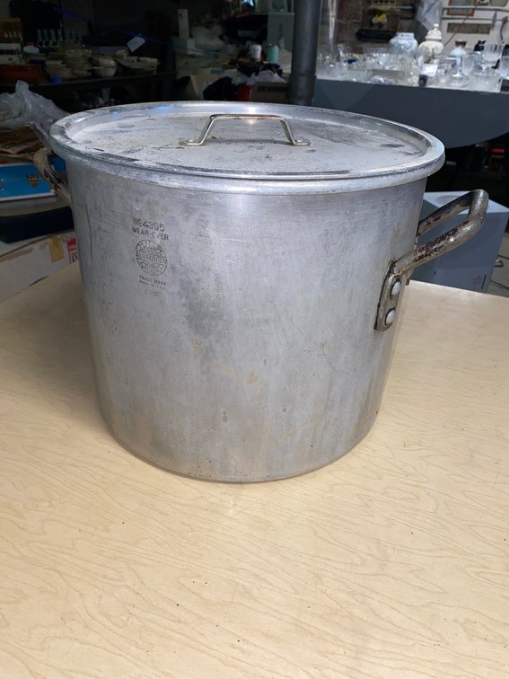Wear-Ever Aluminum Stock Pot with Lid and Steamer Insert