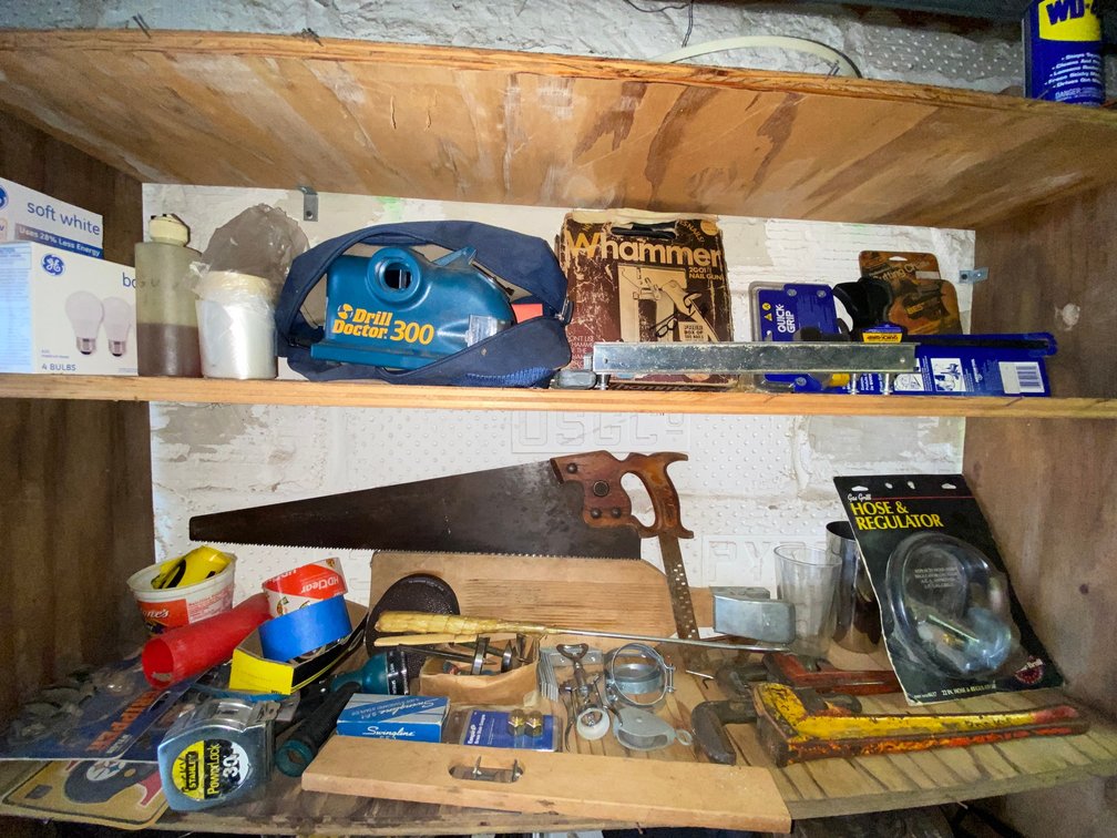 Contents of Shelves
