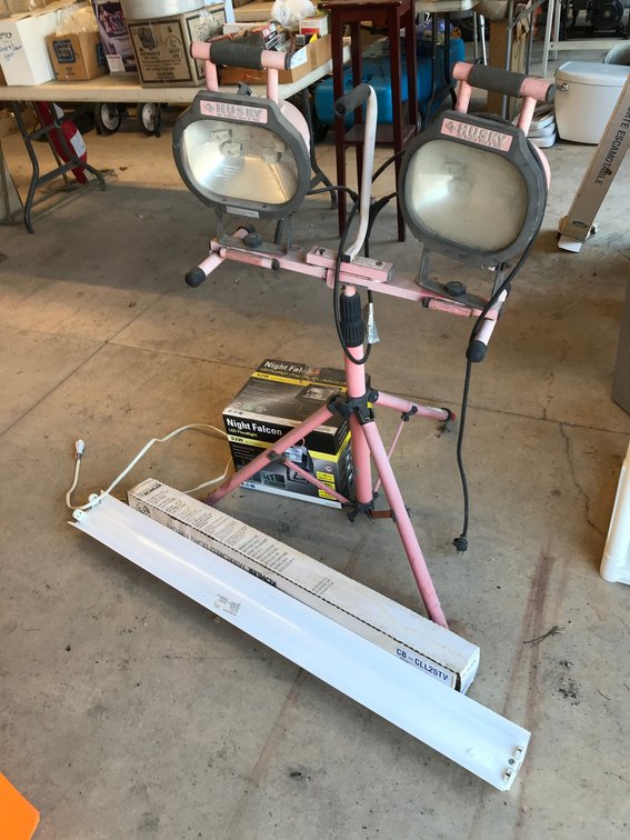 Husky brand floodlights on stand