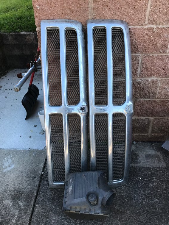 2 Dodge Ram grills, Dodge Ram air box
