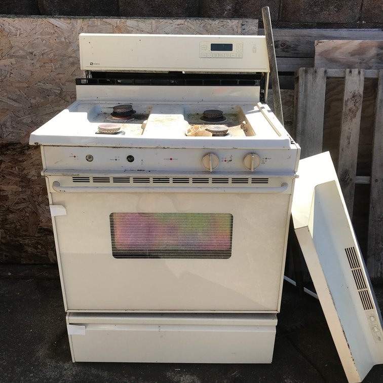 Maytag propone stove-parts