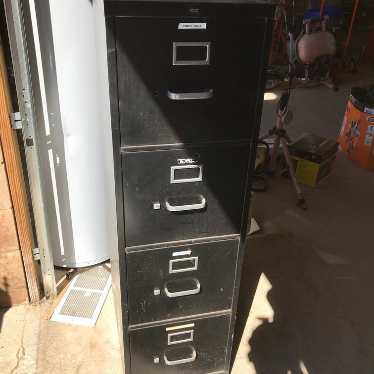 4 Drawer filing cabinet