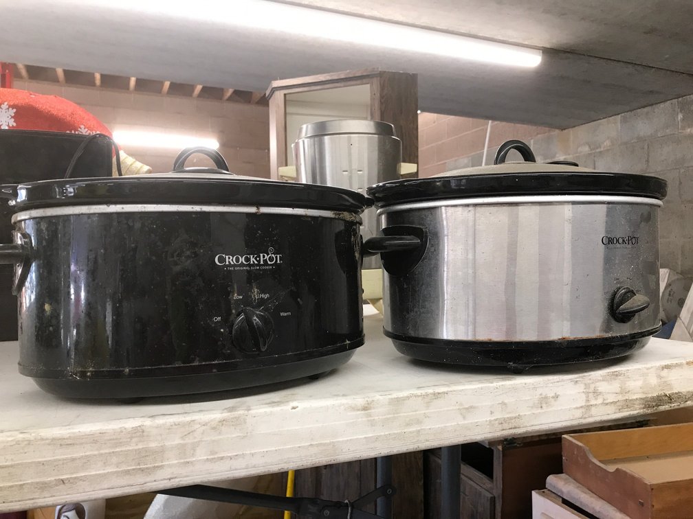 2 Crockpots