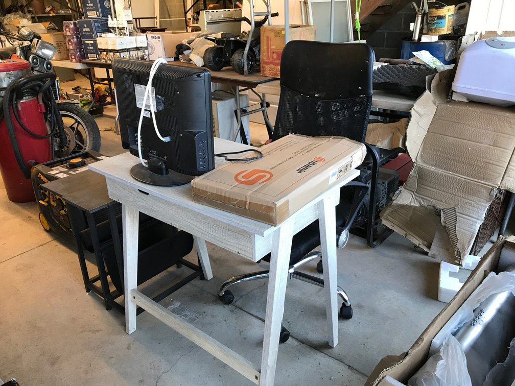 Small desk-32" x 20" x 30" with office chair, 19" flat screen TV