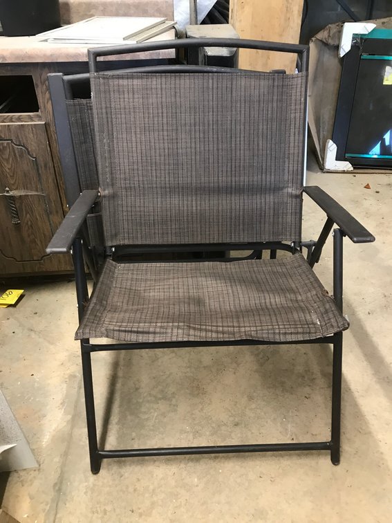 2 Fold out lawn chairs