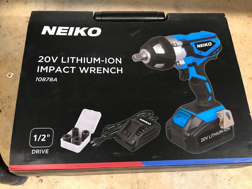 Neiko 12 volt lithium ion impact wrench-new in box