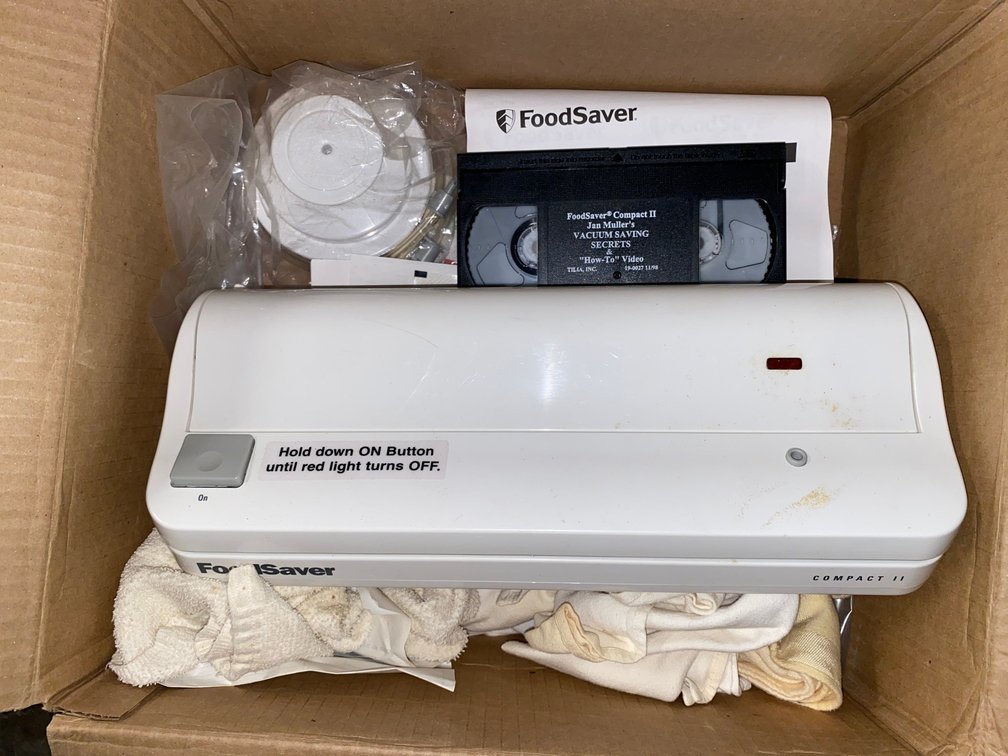 FoodSaver Vacuum Sealer with Accessories