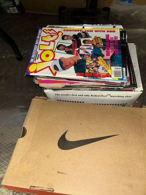 Dazz magazines, Jolt magazines