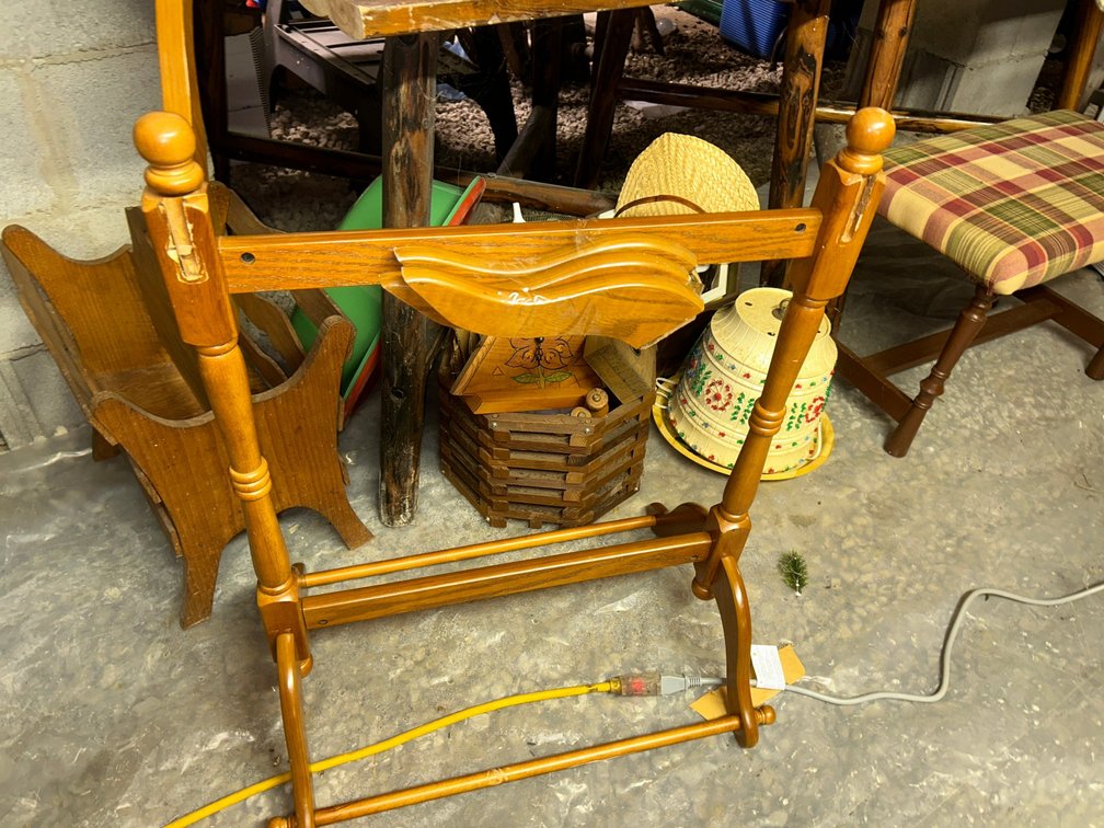 Piano bench, magazine rack, quilt rack