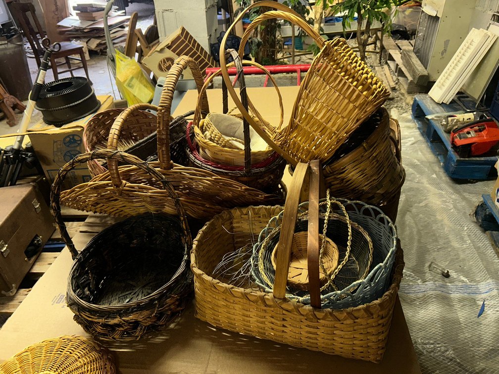 Lot of baskets