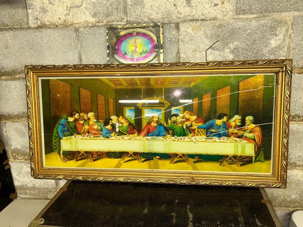 Framed Last Supper picture, battery powered clock