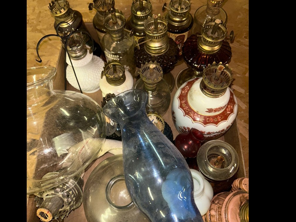 Small group of oil lamps