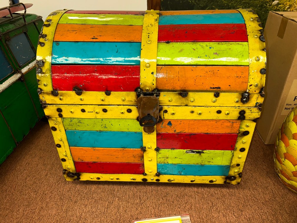Outdoor art-Think Outside Brand-Treasure Chest beverage tub-model #E40390
