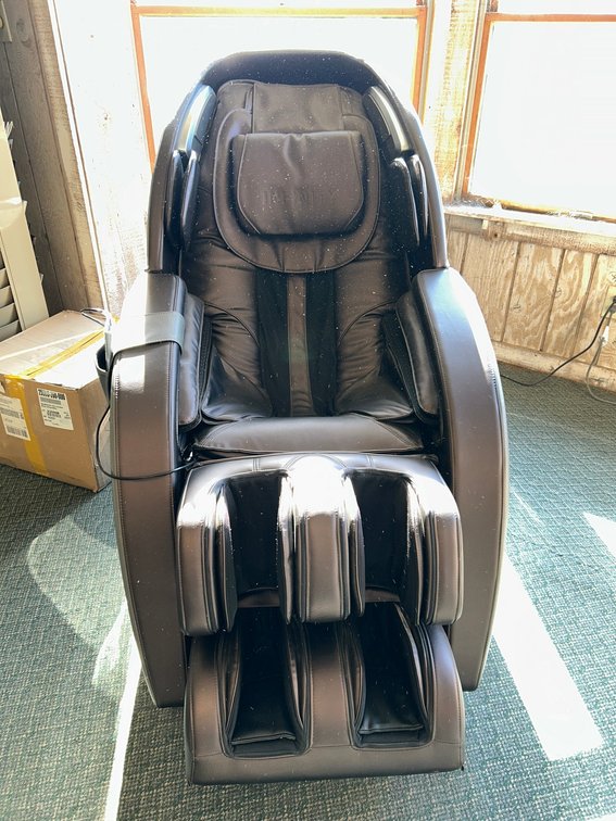 Infiniti Genesis Max massage chair-grey/brown-was a floor model