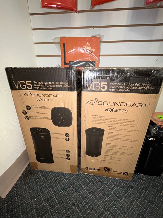 Soundcast VG5 portable outdoor speaker system-2 speakers and VGTX long range bluetooth transmitter-new in box