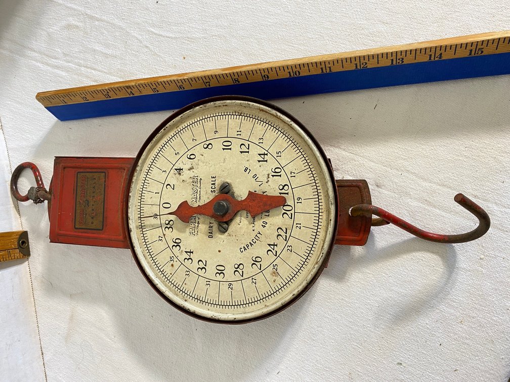 Vintage Farm Master dairy scale-40 pound capacity hanging scale