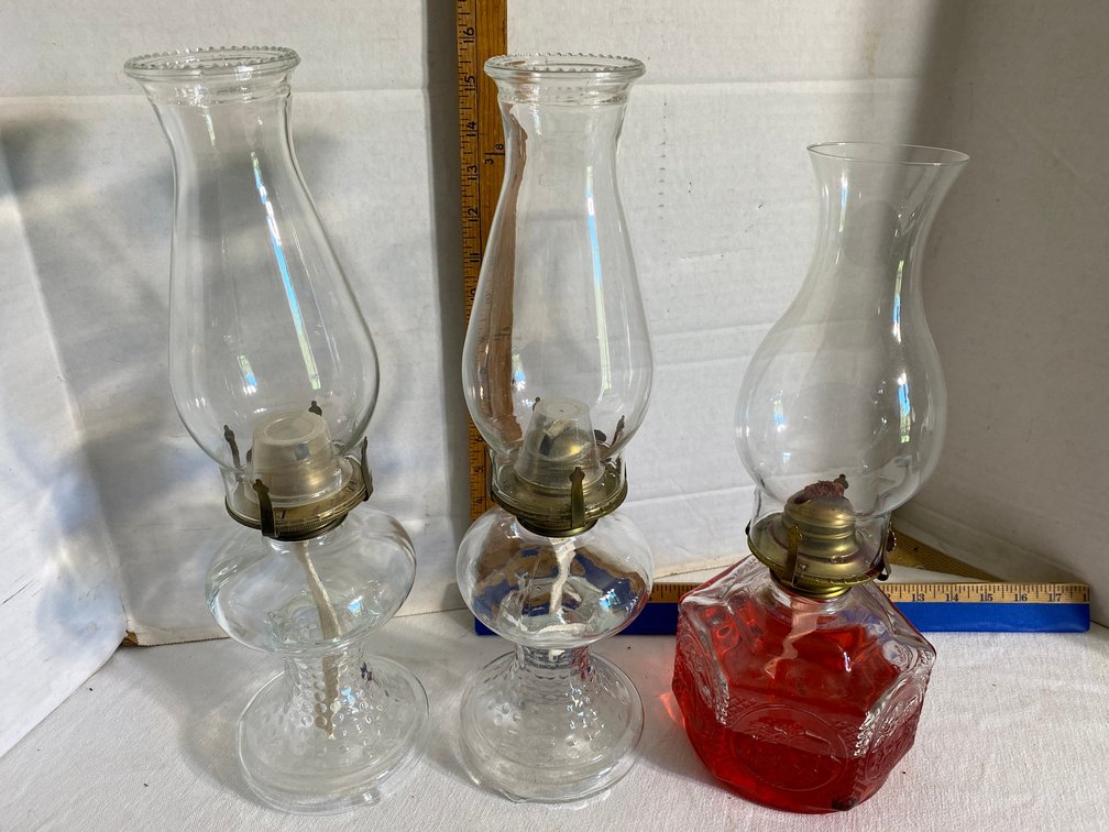 3 Glass oil lamps