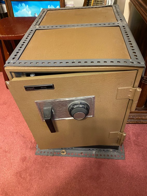 Montgomery Wards safe with combination