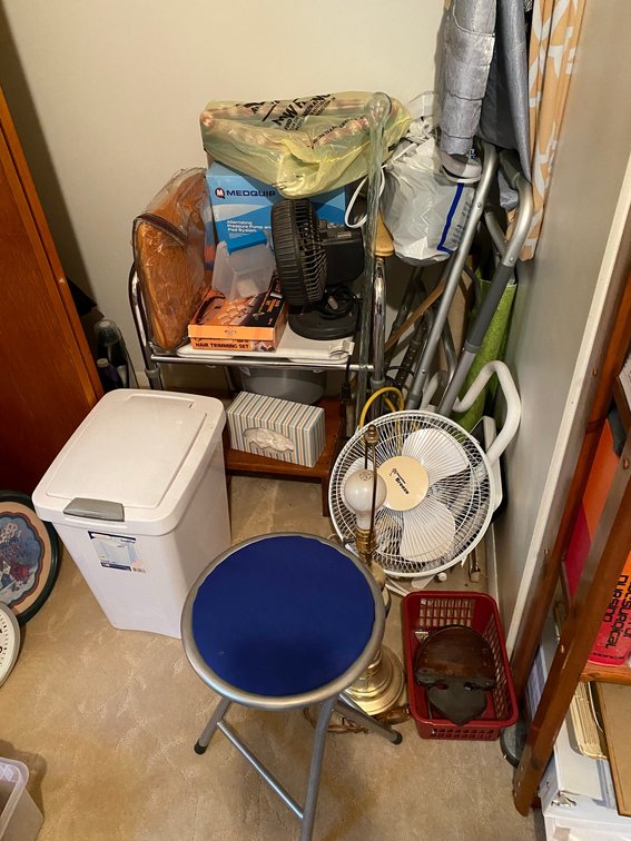 Closet lot