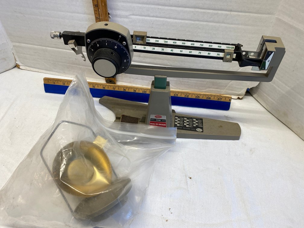 Dial-O-Gram balance scale