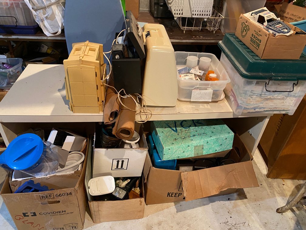 Assorted lot of household items
