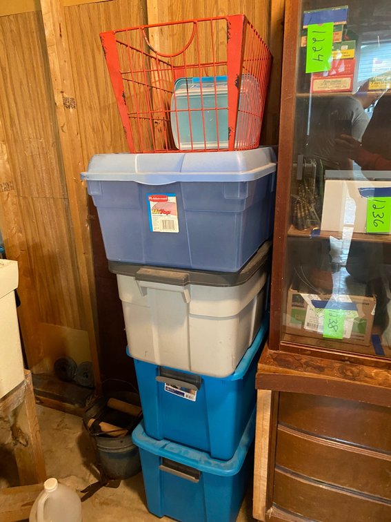 4 Totes with lids, metal basket-all empty